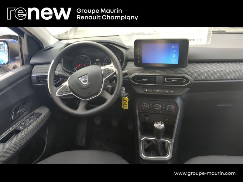 Photo 12 de l’annonce de DACIA Sandero d’occasion à vendre à CHAMPIGNY-SUR-MARNE