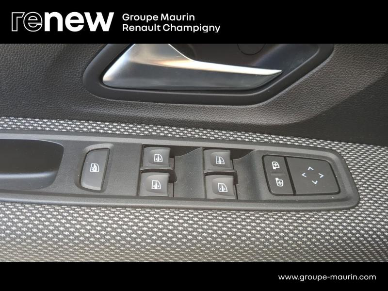 Photo 15 de l’annonce de DACIA Sandero d’occasion à vendre à CHAMPIGNY-SUR-MARNE