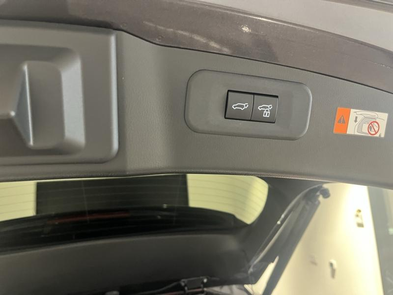 Photo 18 de l’annonce de LEXUS NX d’occasion à vendre à LATTES