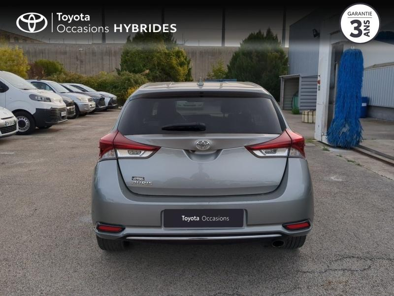 Photo 4 de l’annonce de TOYOTA Auris d’occasion à vendre à NÎMES