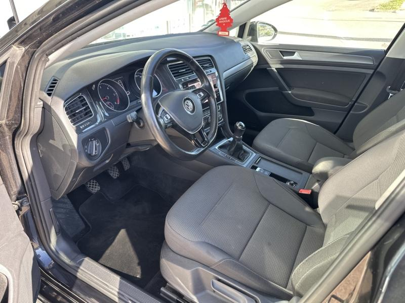 Photo 10 de l’annonce de VOLKSWAGEN Golf d’occasion à vendre à ALÈS