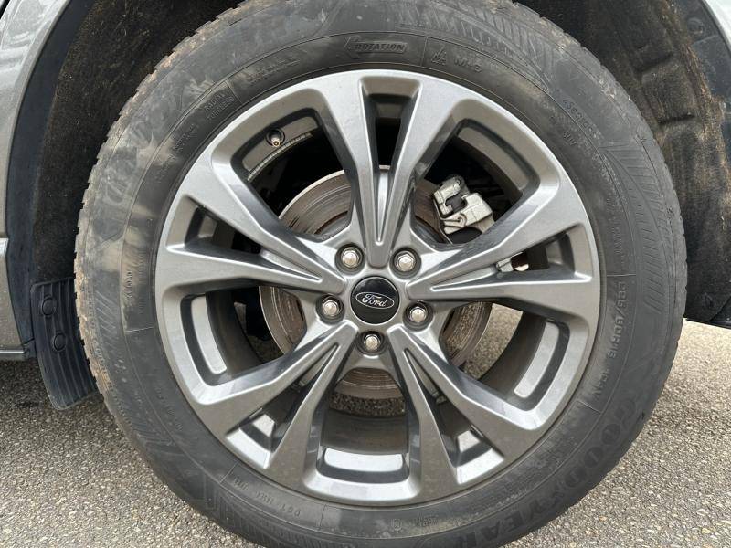 group.seo.links.detann.title Photo 8 de l’annonce de FORD Kuga d’occasion à vendre à ORANGE