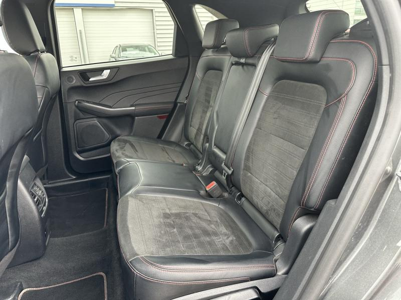 group.seo.links.detann.title Photo 13 de l’annonce de FORD Kuga d’occasion à vendre à ORANGE