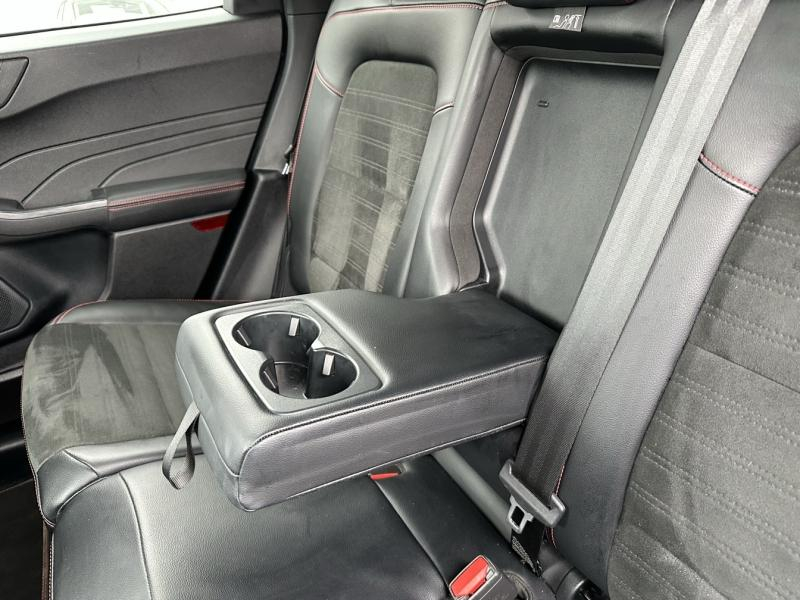 group.seo.links.detann.title Photo 15 de l’annonce de FORD Kuga d’occasion à vendre à ORANGE