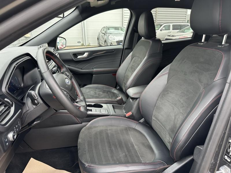 group.seo.links.detann.title Photo 18 de l’annonce de FORD Kuga d’occasion à vendre à ORANGE