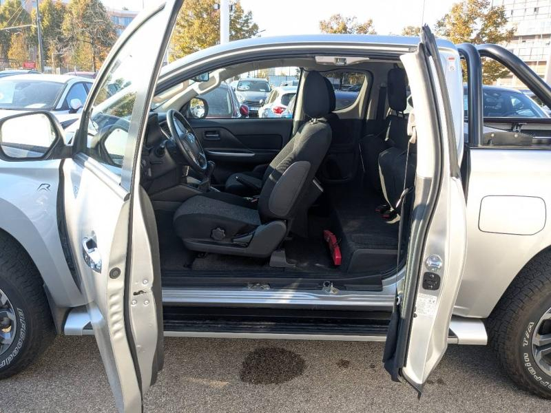 Photo 6 de l’annonce de MITSUBISHI L200 VUL d’occasion à vendre à MARSEILLE