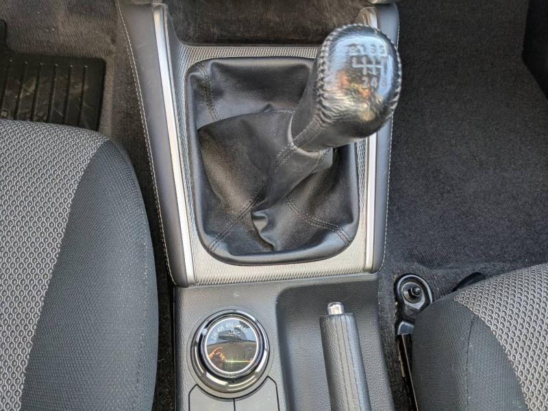 Photo 13 de l’annonce de MITSUBISHI L200 VUL d’occasion à vendre à MARSEILLE