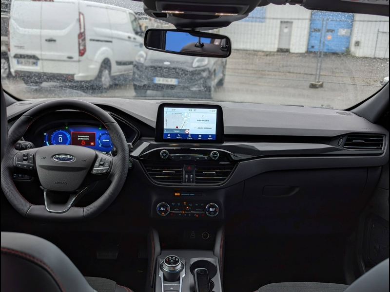 Photo 14 de l’annonce de FORD Kuga d’occasion à vendre à CHAMBERY