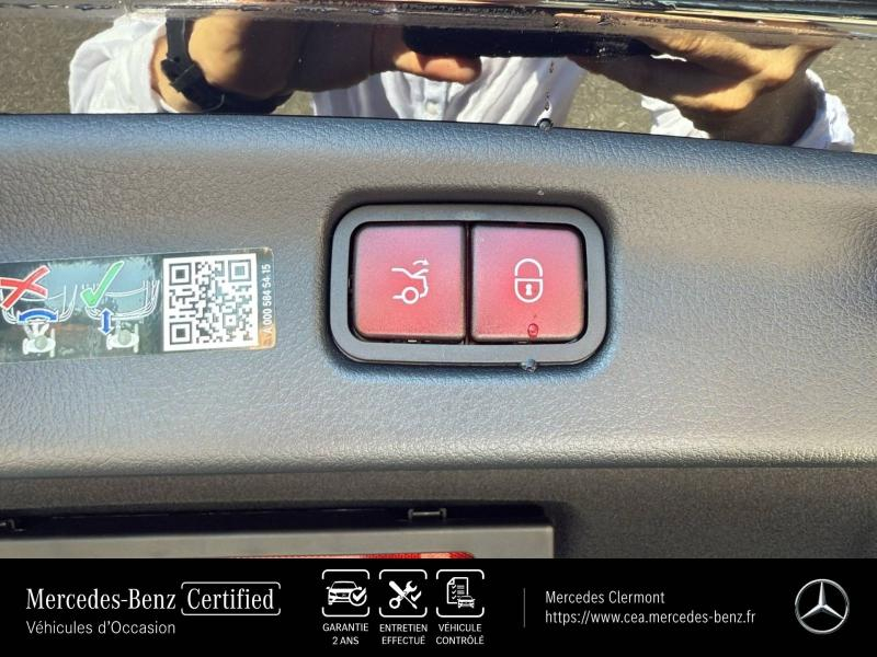 Photo 19 de l’annonce de MERCEDES-BENZ Classe C d’occasion à vendre à BELLERIVE-SUR-ALLIER