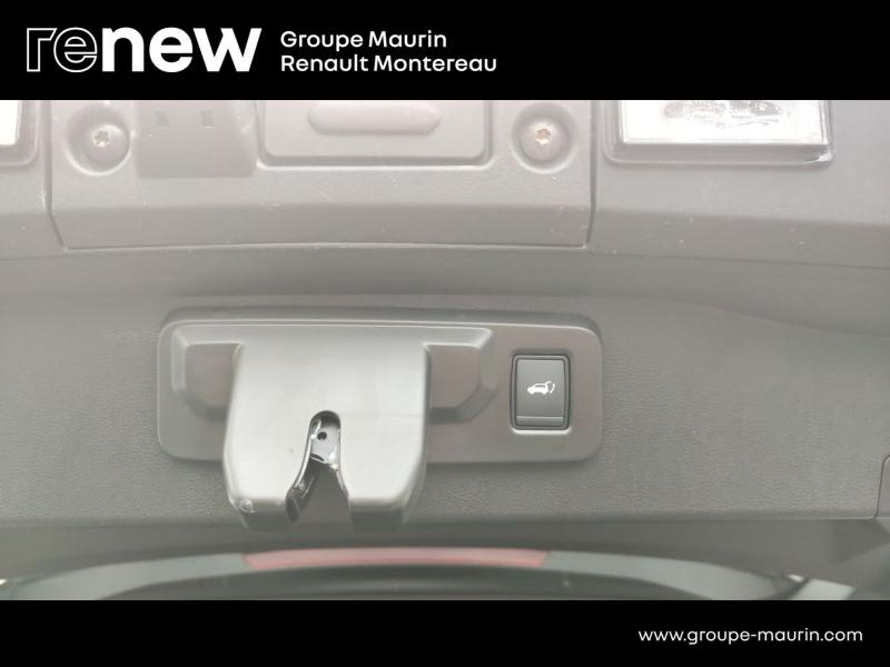 Photo 14 de l’annonce de RENAULT Scenic d’occasion à vendre à VARENNES SUR SEINE