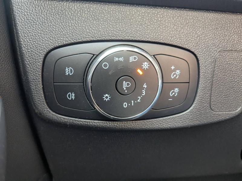 Photo 18 de l’annonce de FORD Focus d’occasion à vendre à DRAGUIGNAN