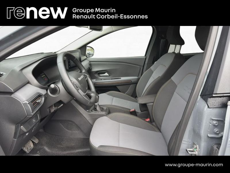 Photo 11 de l’annonce de DACIA Jogger d’occasion à vendre à CORBEIL-ESSONNES