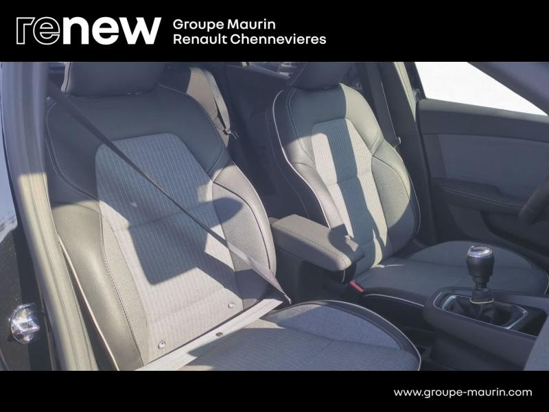 Photo 18 de l’annonce de RENAULT Clio d’occasion à vendre à CHENNEVIÈRES-SUR-MARNE