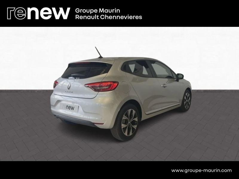 Photo 8 de l’annonce de RENAULT Clio d’occasion à vendre à CHENNEVIÈRES-SUR-MARNE
