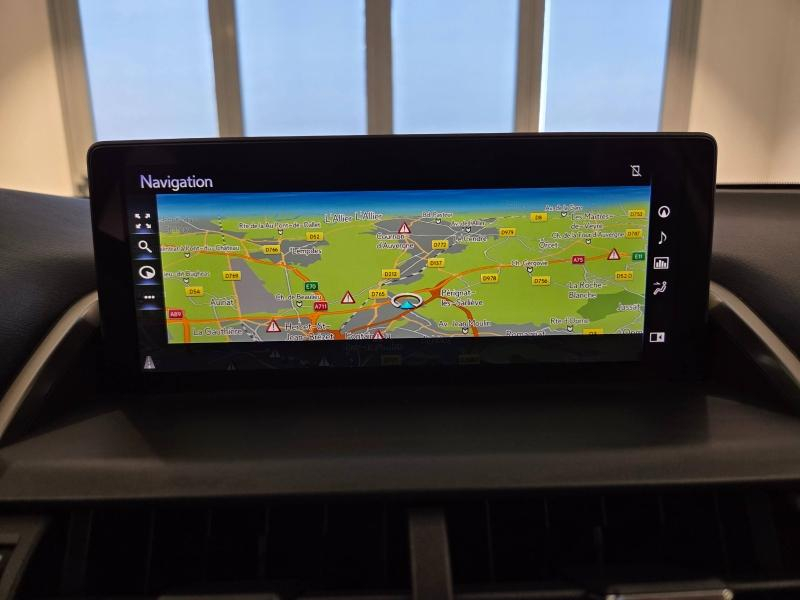 Photo 6 de l’annonce de LEXUS NX d’occasion à vendre à AUBIÈRE