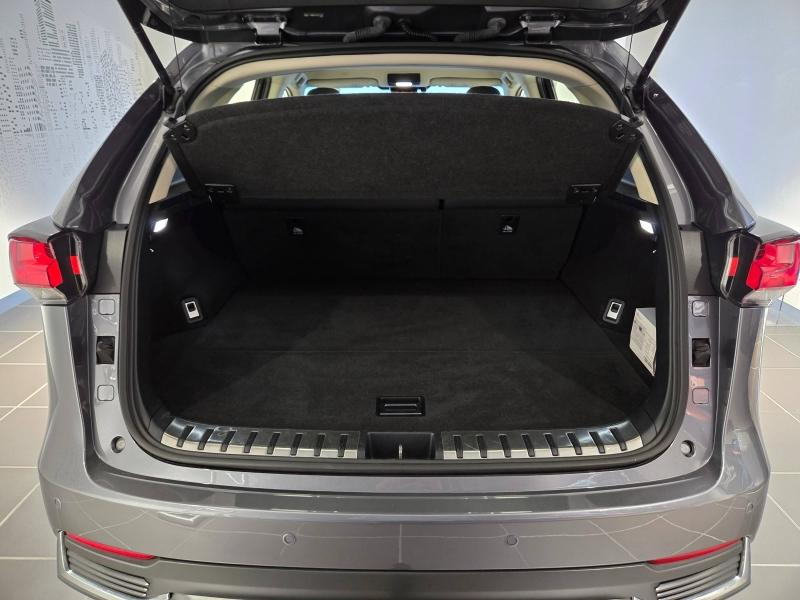 Photo 13 de l’annonce de LEXUS NX d’occasion à vendre à AUBIÈRE