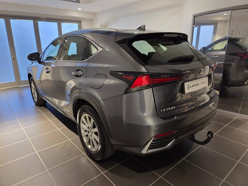 Photo 15 de l’annonce de LEXUS NX d’occasion à vendre à AUBIÈRE