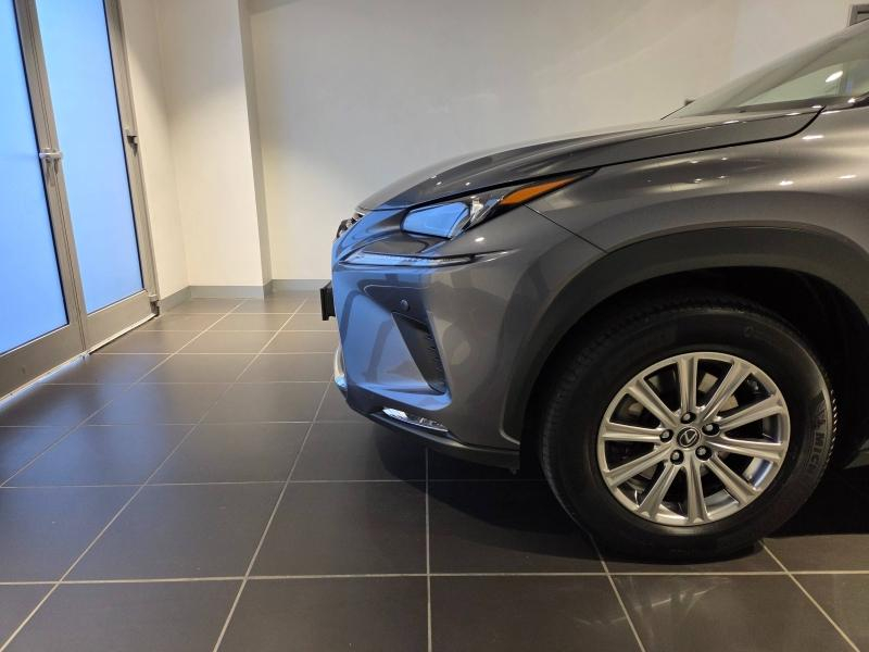 Photo 18 de l’annonce de LEXUS NX d’occasion à vendre à AUBIÈRE