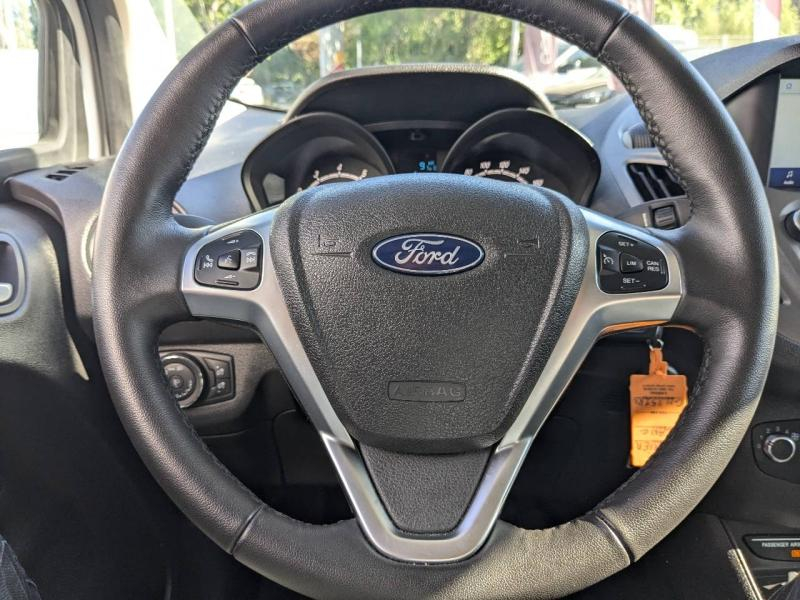group.seo.links.detann.title Photo 9 de l’annonce de FORD Transit Courier VUL d’occasion à vendre à AIX-EN-PROVENCE