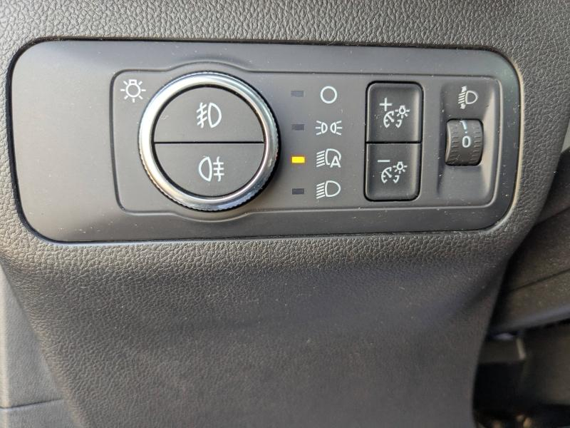 Photo 11 de l’annonce de FORD Kuga d’occasion à vendre à LA VALETTE