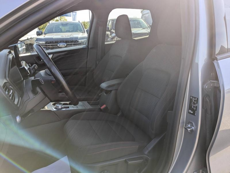 Photo 18 de l’annonce de FORD Kuga d’occasion à vendre à LA VALETTE