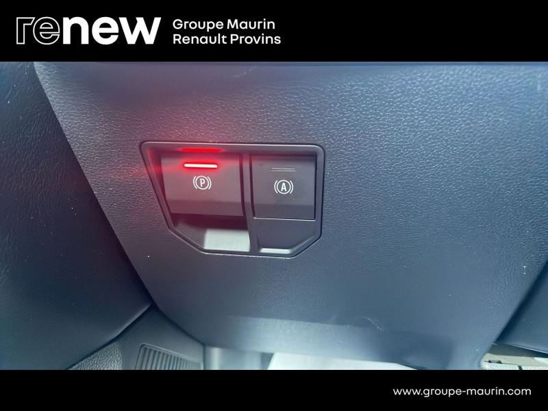 Photo 17 de l’annonce de RENAULT Megane d’occasion à vendre à PROVINS