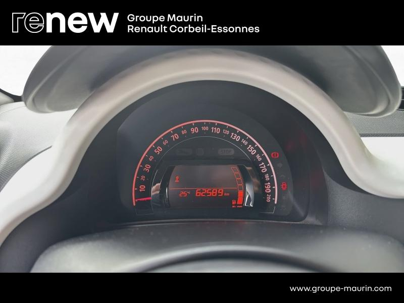 Photo 15 de l’annonce de RENAULT Twingo d’occasion à vendre à CORBEIL-ESSONNES