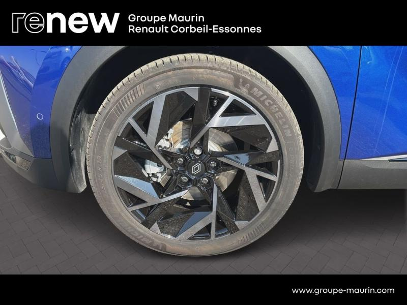 Photo 9 de l’annonce de RENAULT  d’occasion à vendre à CORBEIL-ESSONNES