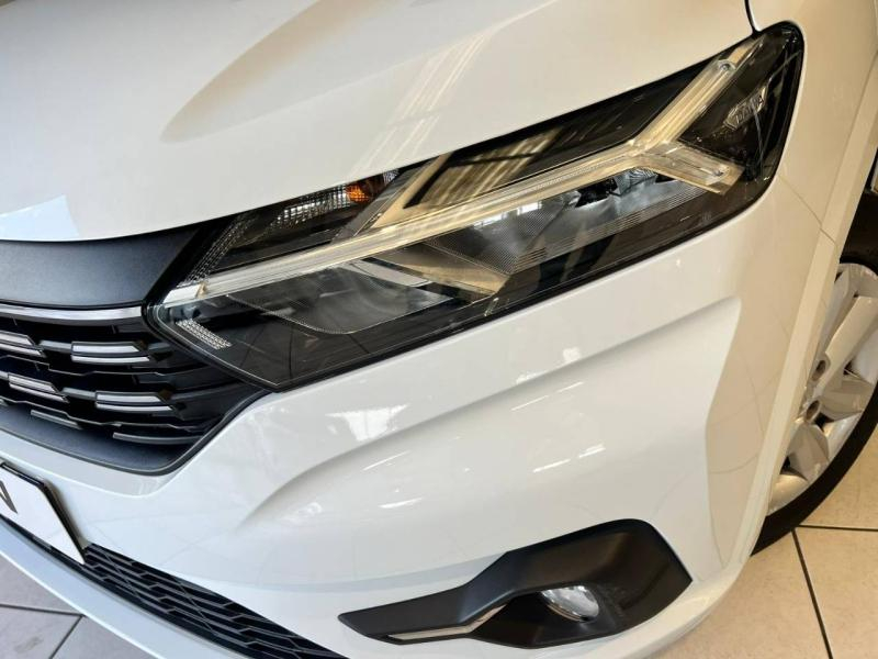 Photo 3 de l’annonce de DACIA Sandero d’occasion à vendre à CHENNEVIÈRES-SUR-MARNE