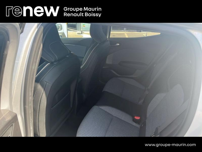 Photo 11 de l’annonce de RENAULT Clio d’occasion à vendre à LIMEIL-BRÉVANNES