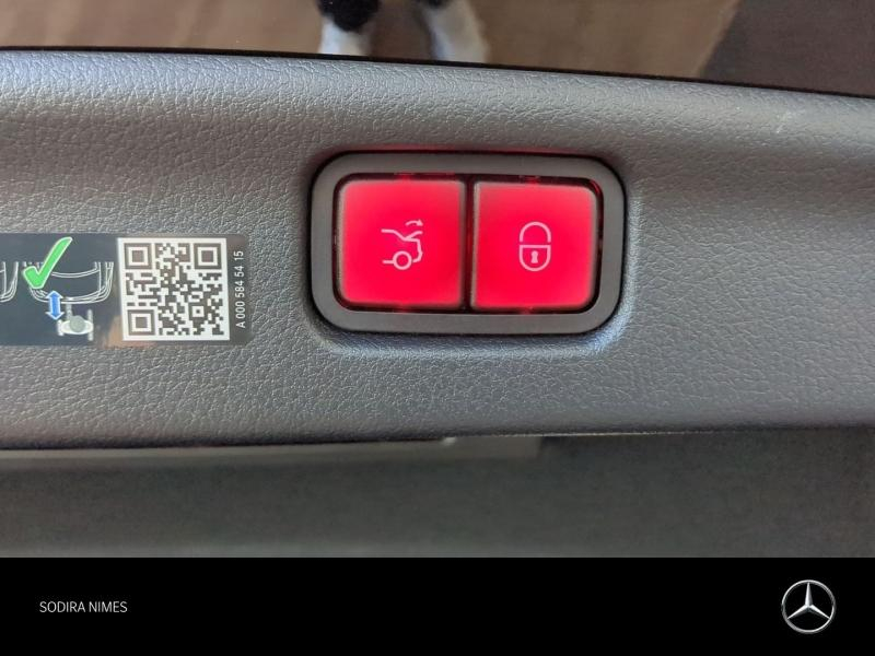 Photo 9 de l’annonce de MERCEDES-BENZ Classe C d’occasion à vendre à NIMES