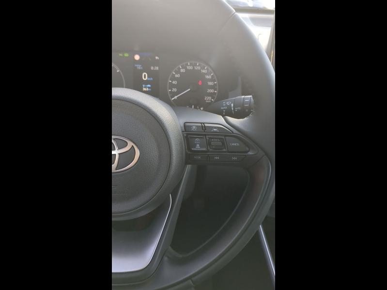 Photo 17 de l’annonce de TOYOTA Yaris d’occasion à vendre à ARLES