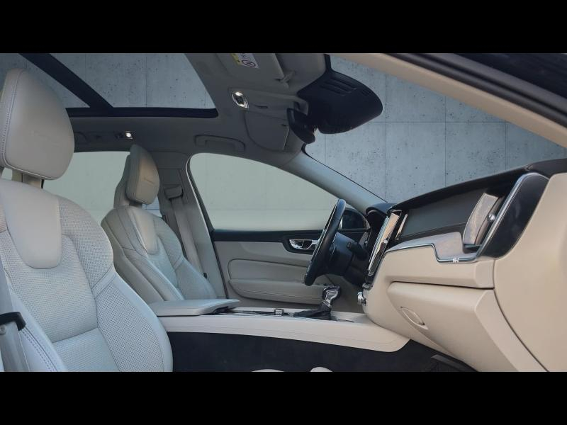 Photo 11 de l’annonce de VOLVO XC60 d’occasion à vendre à MARSEILLE