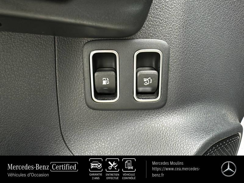 Photo 16 de l’annonce de MERCEDES-BENZ Classe GLA d’occasion à vendre à AUBIÈRE