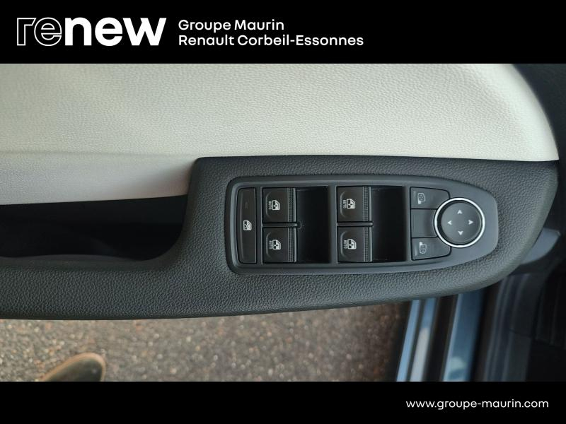 Photo 10 de l’annonce de RENAULT Clio d’occasion à vendre à CORBEIL-ESSONNES