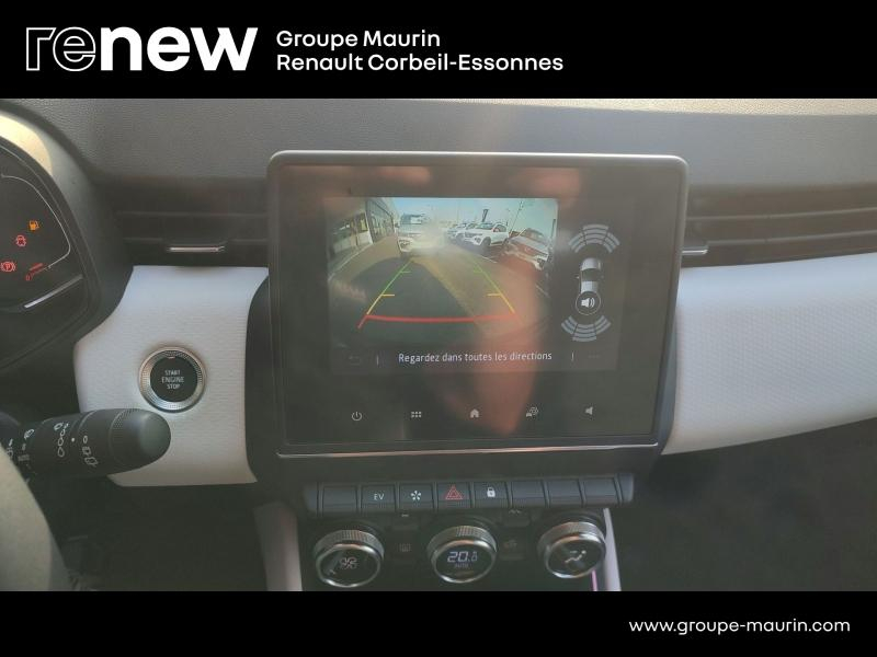 Photo 18 de l’annonce de RENAULT Clio d’occasion à vendre à CORBEIL-ESSONNES