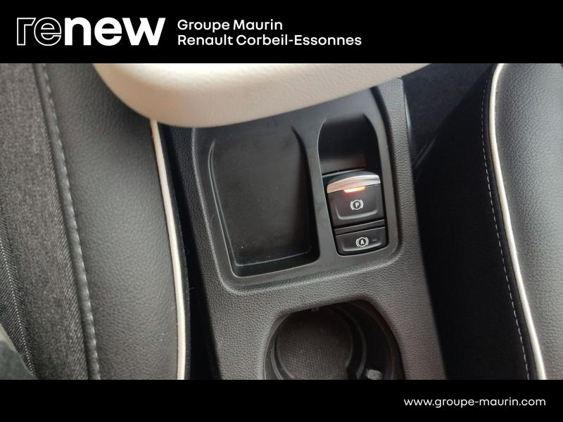 Photo 20 de l’annonce de RENAULT Clio d’occasion à vendre à CORBEIL-ESSONNES
