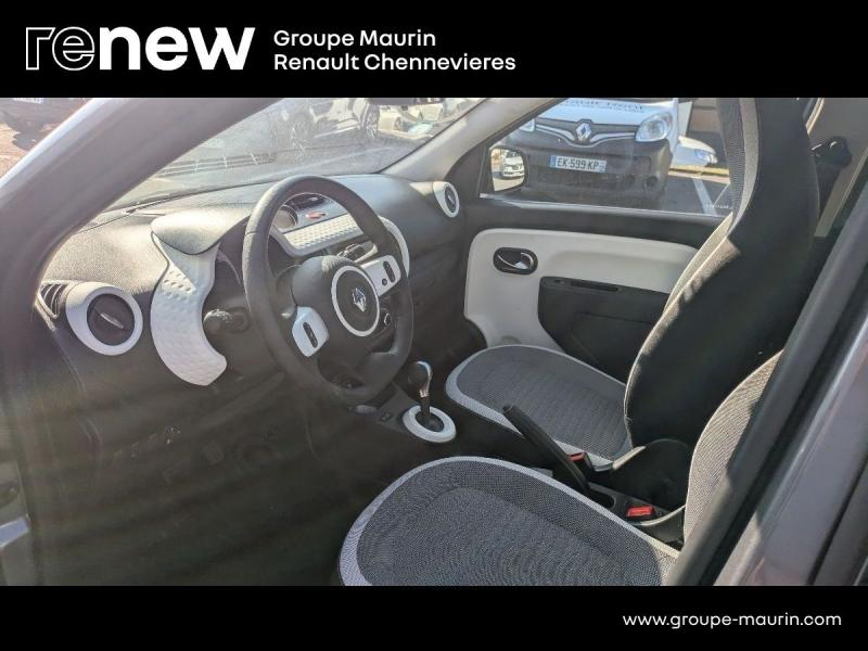 Photo 16 de l’annonce de RENAULT Twingo d’occasion à vendre à CHENNEVIÈRES-SUR-MARNE