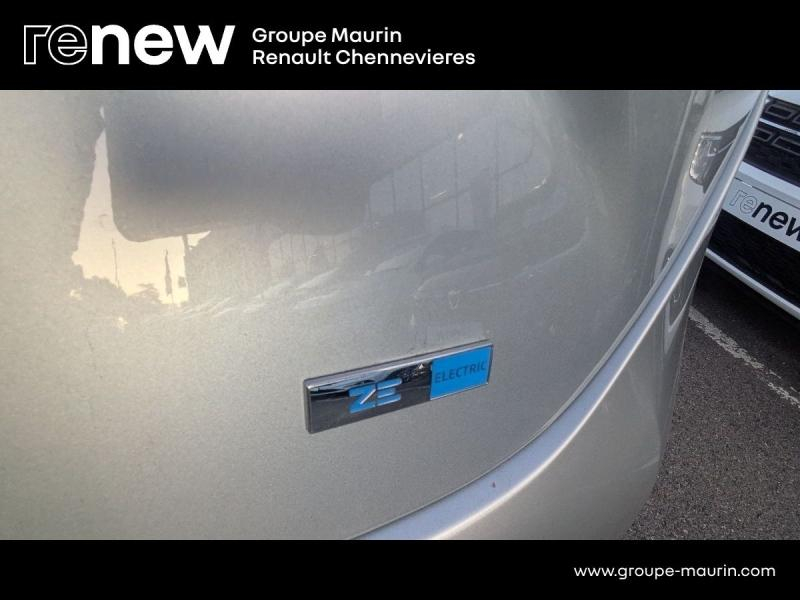 Photo 15 de l’annonce de RENAULT Zoe d’occasion à vendre à CHENNEVIÈRES-SUR-MARNE