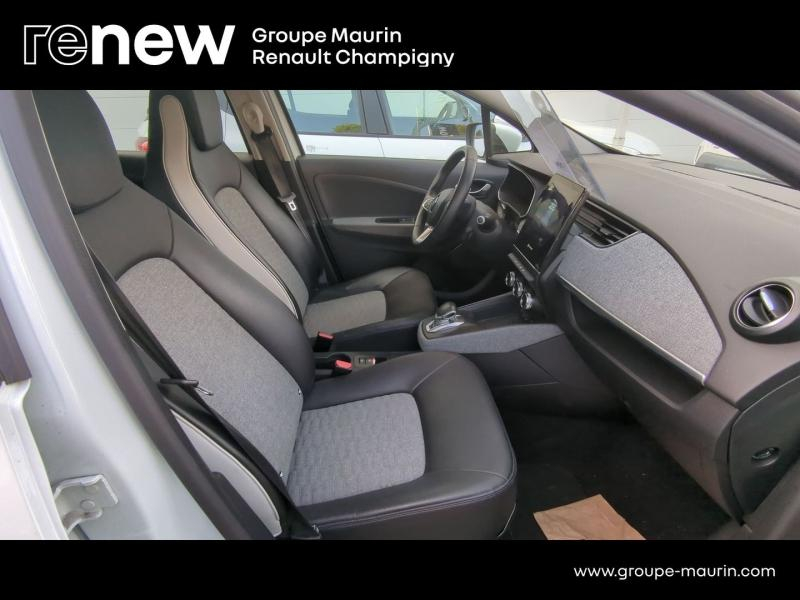 Photo 14 de l’annonce de RENAULT Zoe d’occasion à vendre à CHAMPIGNY-SUR-MARNE