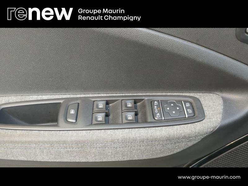 Photo 17 de l’annonce de RENAULT Zoe d’occasion à vendre à CHAMPIGNY-SUR-MARNE