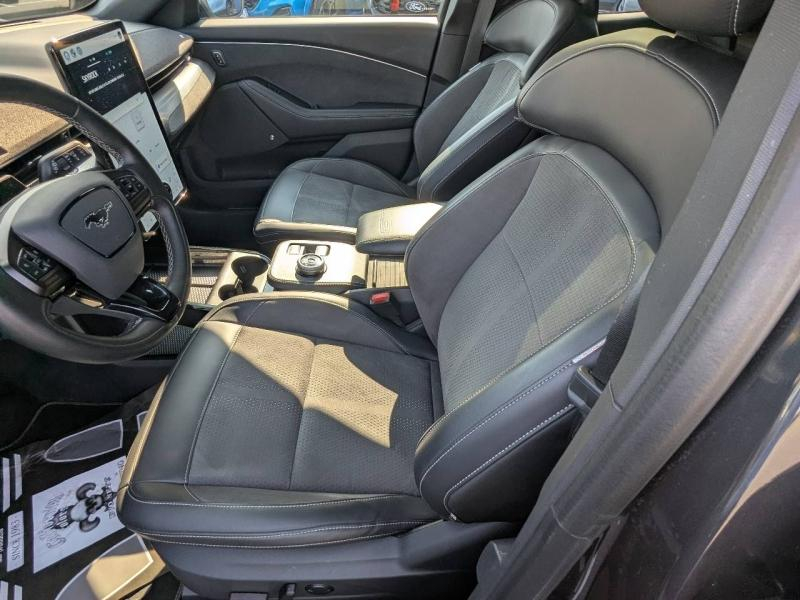 Photo 11 de l’annonce de FORD Mustang Mach-E d’occasion à vendre à FRÉJUS