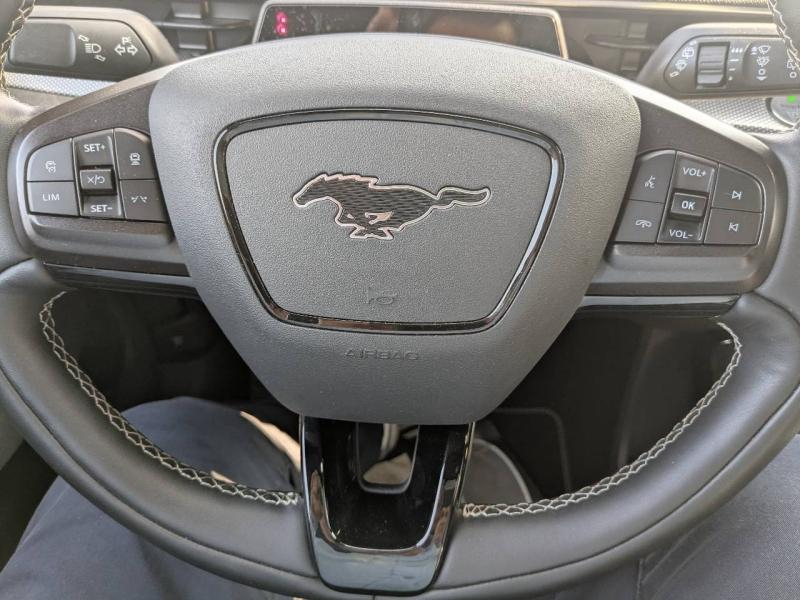 Photo 16 de l’annonce de FORD Mustang Mach-E d’occasion à vendre à FRÉJUS