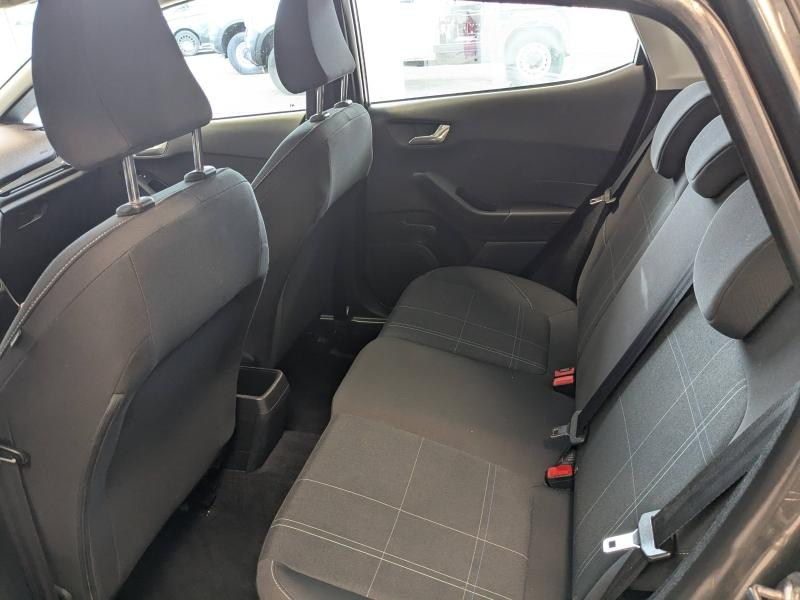 Photo 9 de l’annonce de FORD Fiesta d’occasion à vendre à MARTIGUES