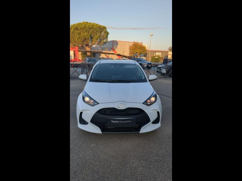 Photo 8 de l’annonce de TOYOTA Yaris d’occasion à vendre à ARLES