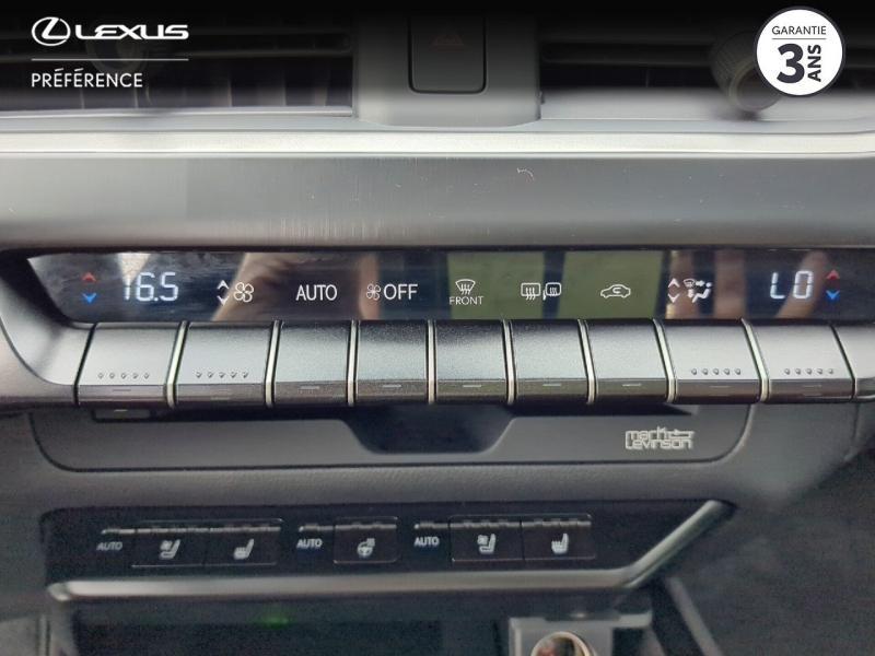 Photo 11 de l’annonce de LEXUS UX d’occasion à vendre à MONTFAVET