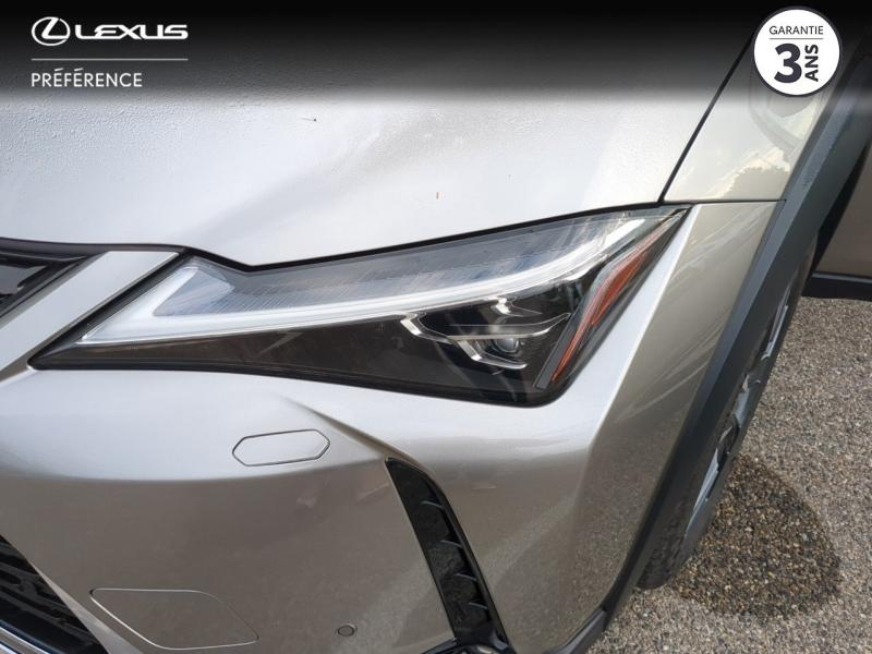 Photo 16 de l’annonce de LEXUS UX d’occasion à vendre à MONTFAVET