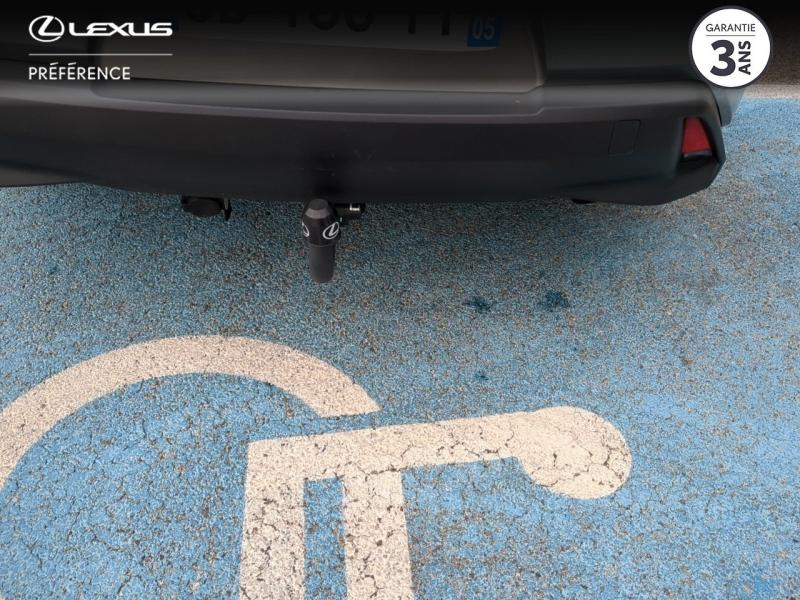 Photo 19 de l’annonce de LEXUS UX d’occasion à vendre à MONTFAVET