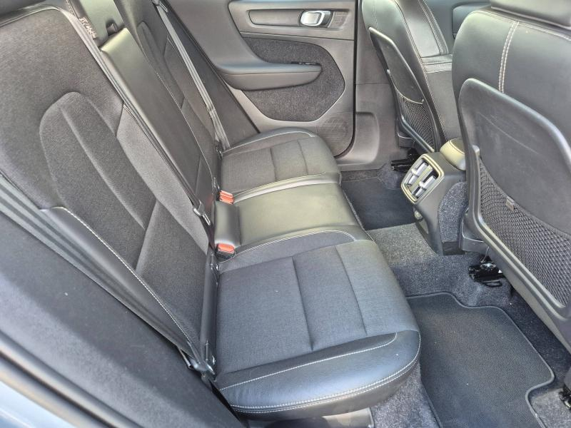 Photo 12 de l’annonce de VOLVO XC40 d’occasion à vendre à AVIGNON