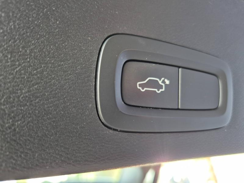 Photo 18 de l’annonce de VOLVO XC40 d’occasion à vendre à AVIGNON